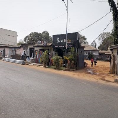  An Hotel building with 13 rooms 