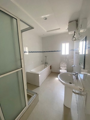  NEWLY BUILT FOUR BEDROOM DETACHED DUPLEX 