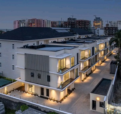 EXQUISITE 5 BEDROOM SEMI DETACHED HOUSE WITH A ROOM BQ